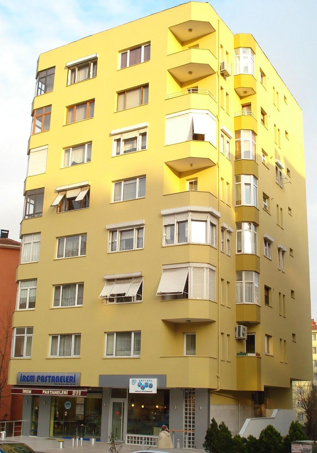 Aksu Apartmanı - Göztepe projesi
